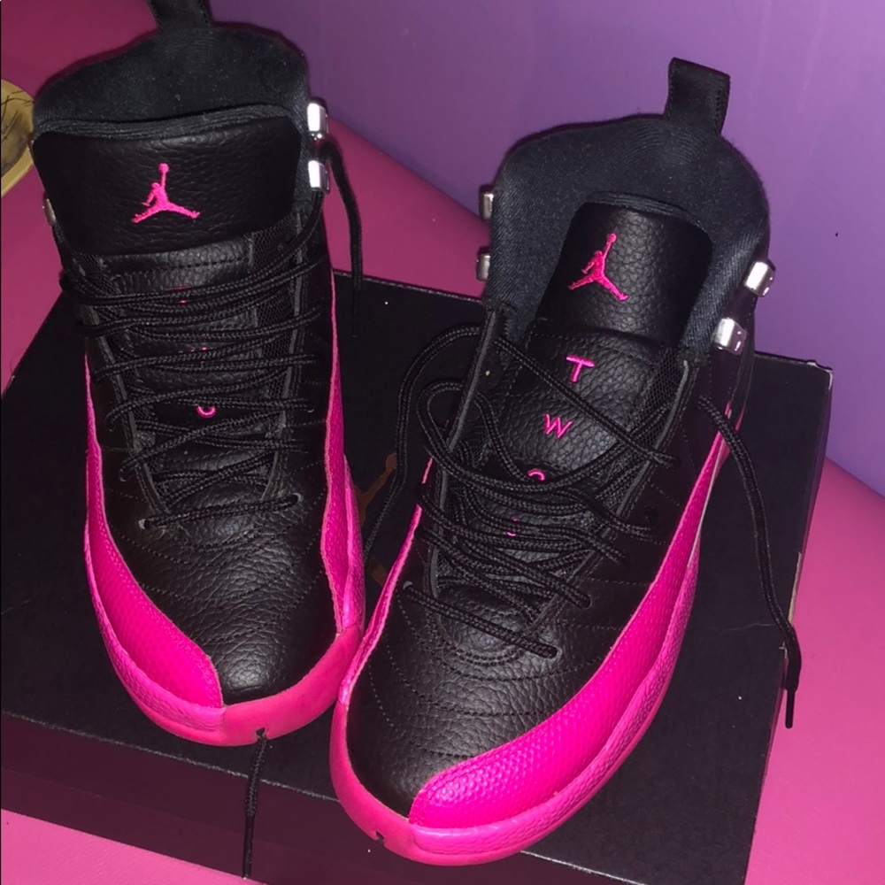 Air Jordan 12 retro GG size 5.5y
